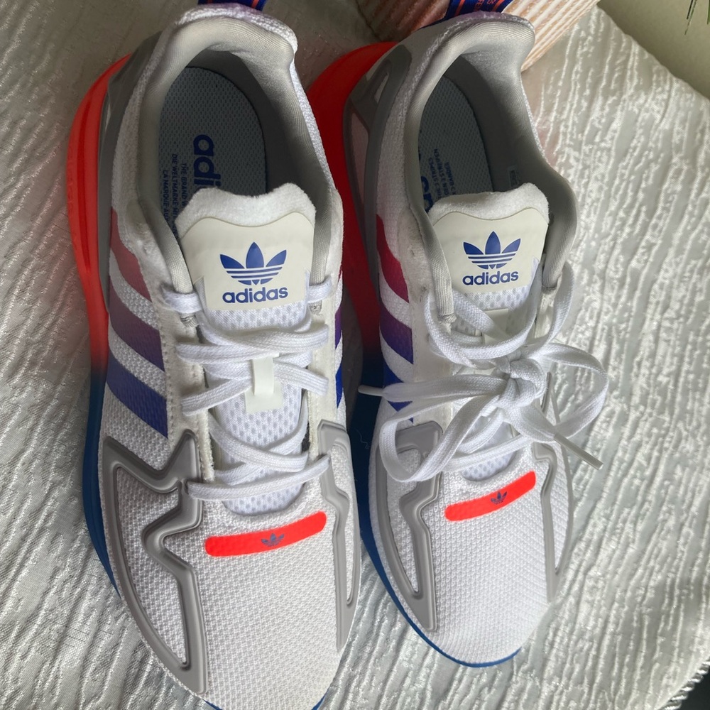 Adidas ZX 2K Boost White Red Blue Sneakers - Picture 9 of 10